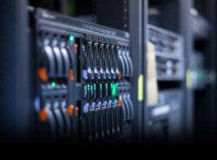 Бонус 3% к платежу при оплате через Webmoney или с помощью банковской карты от Макхост